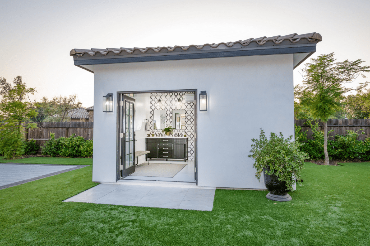 white cabana with bathroom inside in dunlap ca